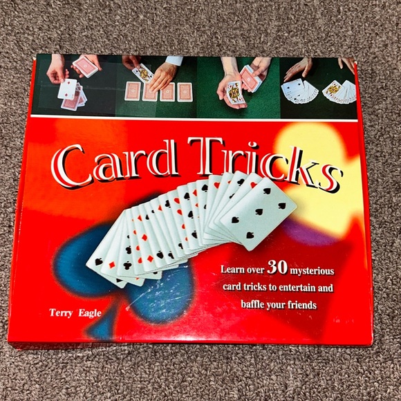 •5 FOR $10 KIDS TOYS• Card Tricks Book By Terry Eagle With 2 Decks Of Cards - Picture 1 of 4